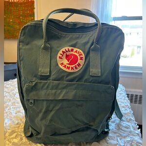 Fjallraven Backpack - Teal - Used
